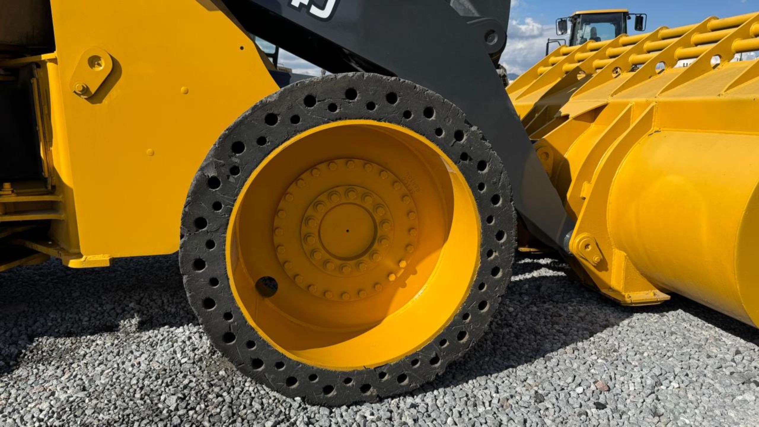 Click to enlarge image 64.jpg