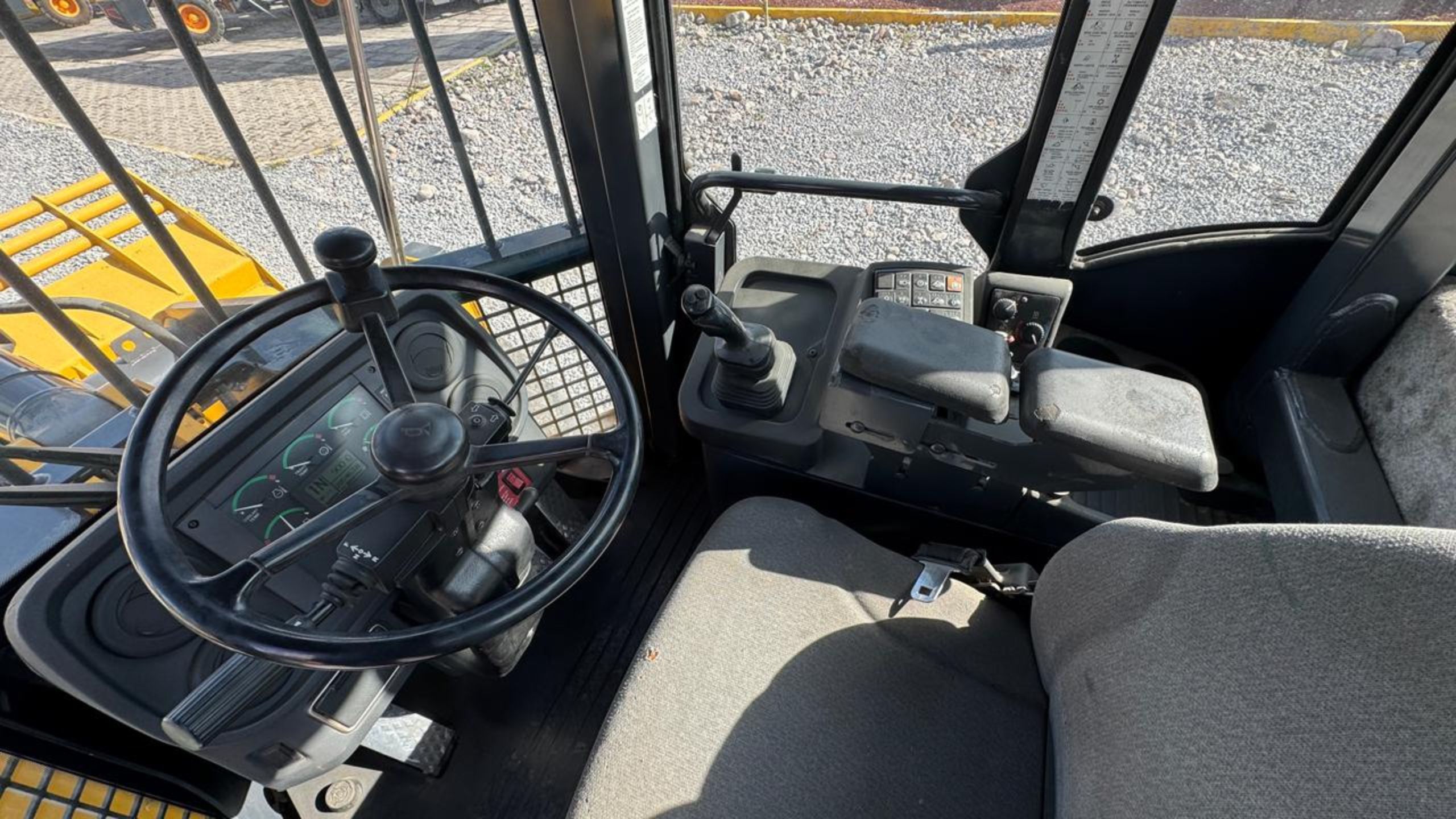 Click to enlarge image 65.jpg