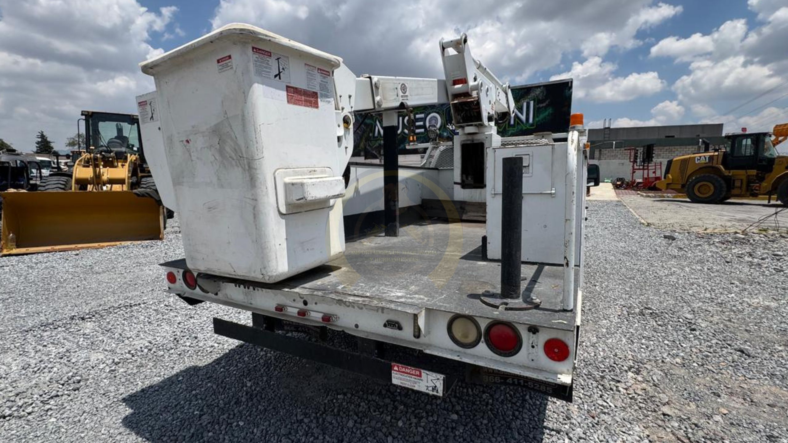 Click to enlarge image 7.jpg