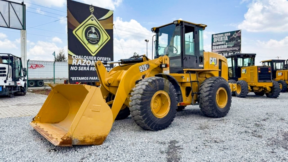 CATERPILLAR 928G