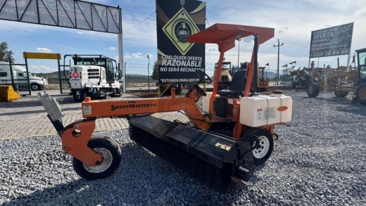LAYMOR SWEEPMASTER 300 A-796